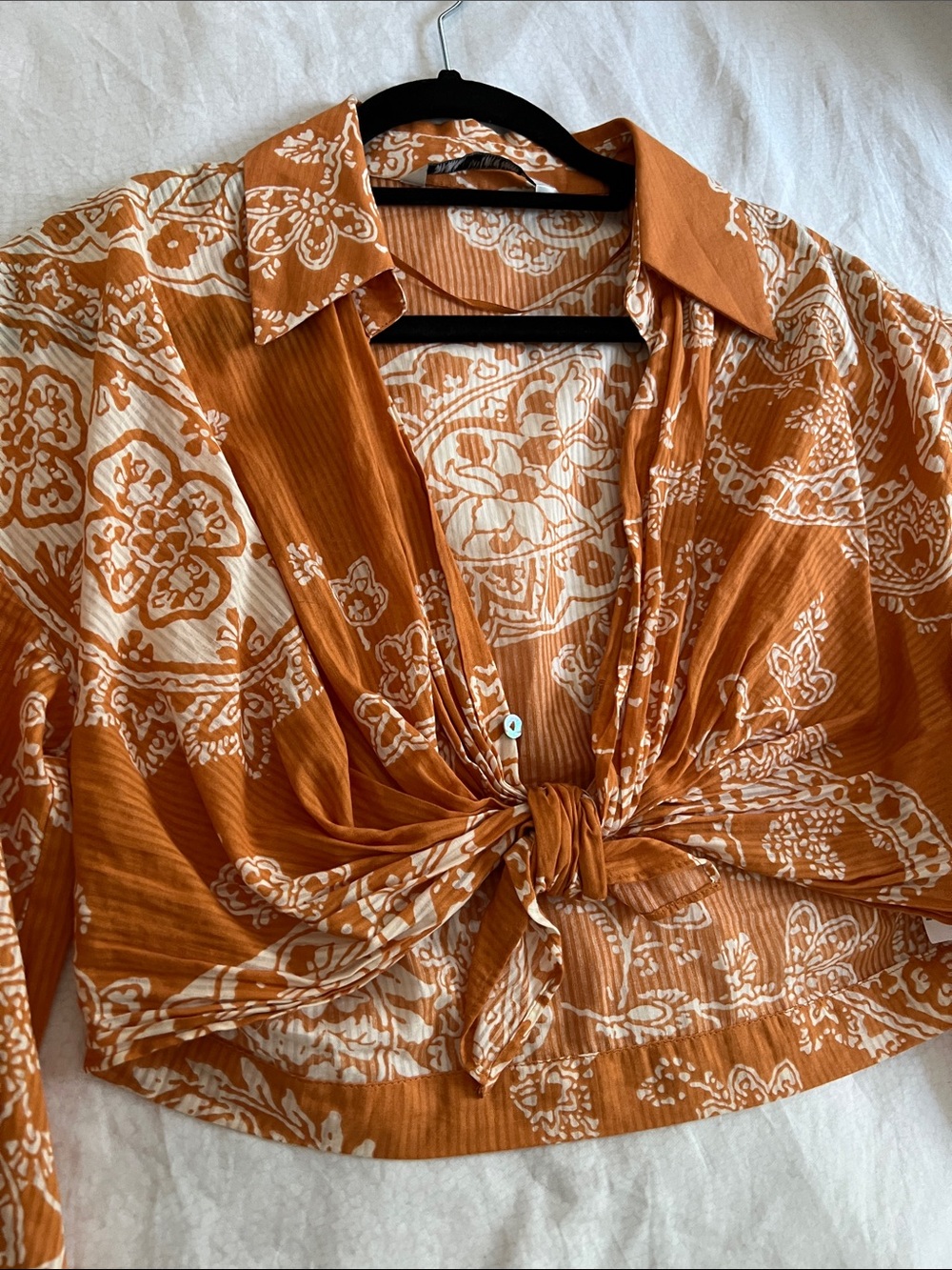 Zara White Paisley Tie-Front Orange Crop Shirt - Picture 2 of 5